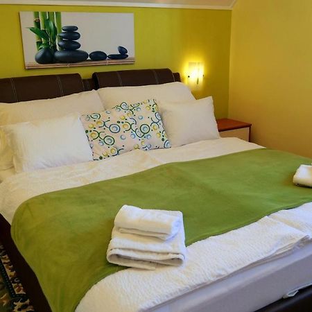 Appartamento Papp Apartmanház Vonyarcvashegy Esterno foto