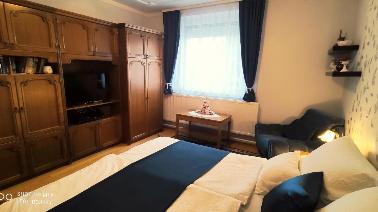 Papp Apartmanház Vonyarcvashegy Esterno foto
