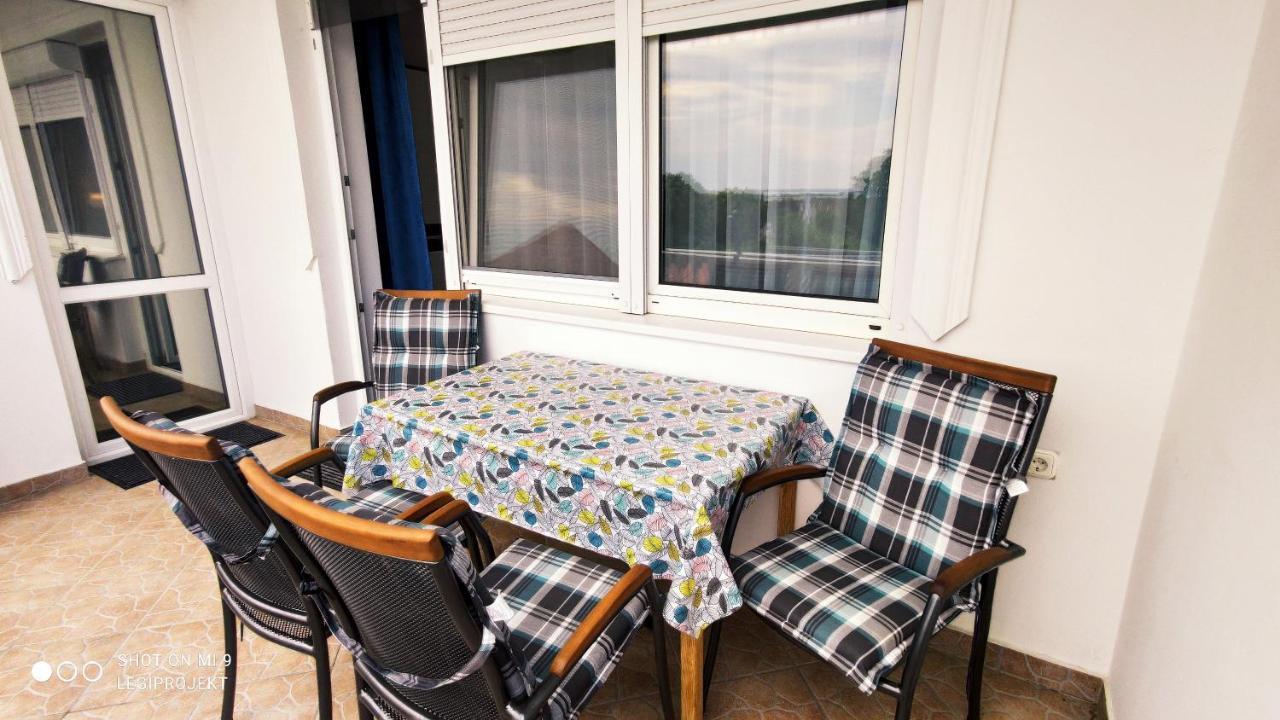 Appartamento Papp Apartmanház Vonyarcvashegy Esterno foto