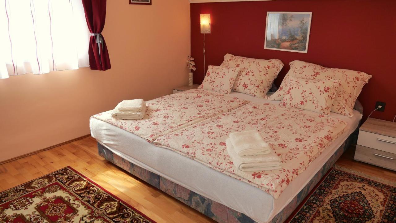 Papp Apartmanház Vonyarcvashegy Esterno foto