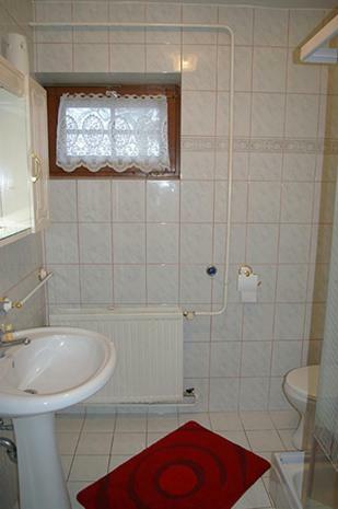 Appartamento Papp Apartmanház Vonyarcvashegy Esterno foto